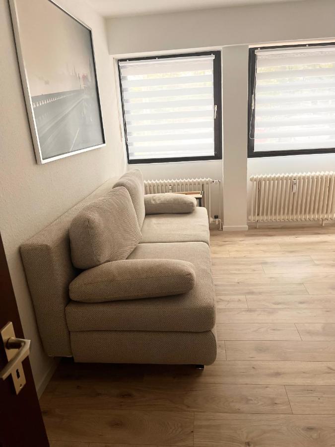 Gemuetliches Zentrales Apartment 2 Min Bis Du Hbf Duisburg Exterior photo